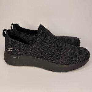 Skechers Men’s Go Walk Goga Max Sneakers Black Slip On Comfort Shoes Size 12